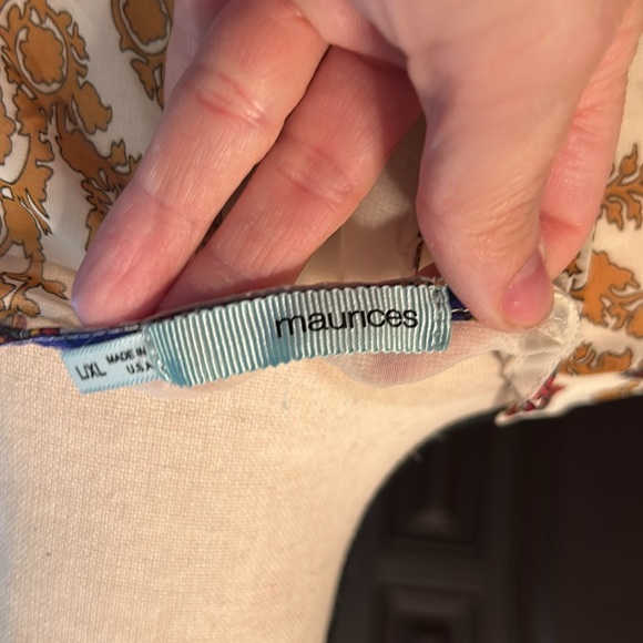 Maurice’s Sheer Mandala Cover - Picture 8 of 8